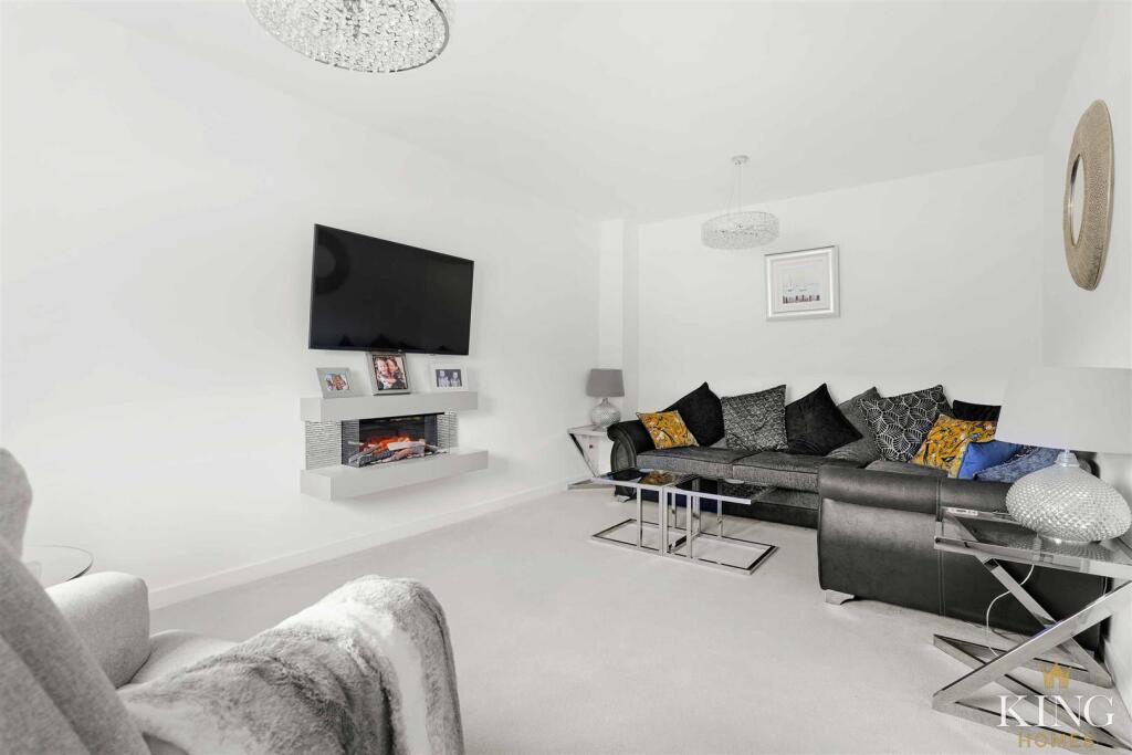 Additional image 3 of Damson Way, Bidford-On-Avon, Alcester