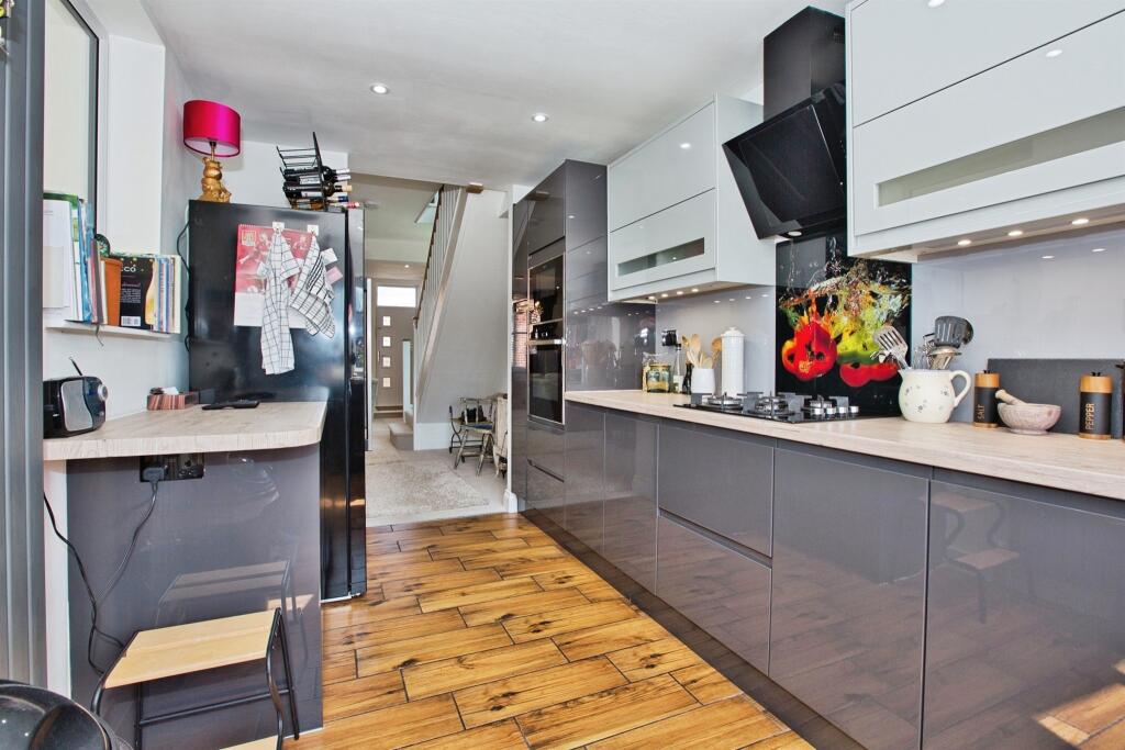 Additional image 7 of Camborne Place, YEOVIL