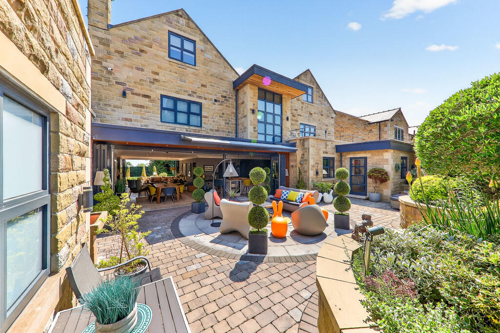 Additional image 57 of The Olives, Station Lane, Birkenshaw