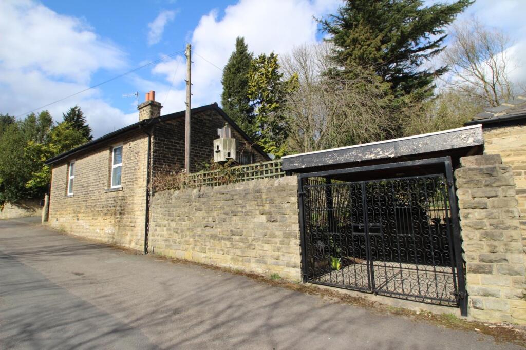 Additional image 2 of Woodlands Drive, Bradford, BD10