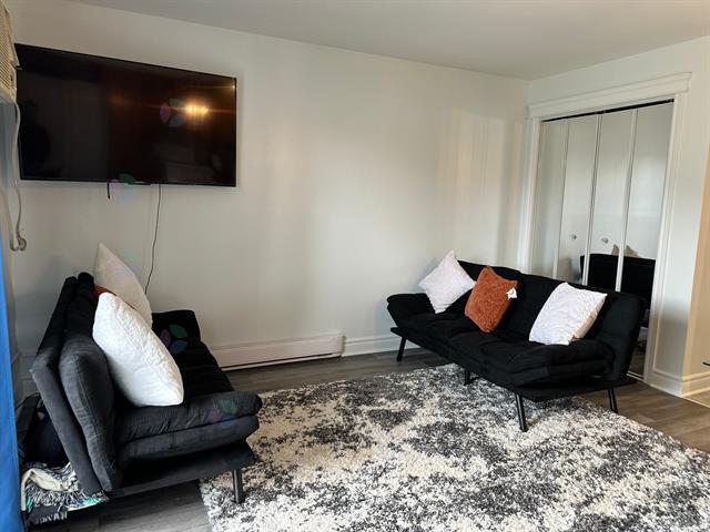 485 Rue Blainville E.|#107|Sainte-Thérèse, Quebec J7E5R5