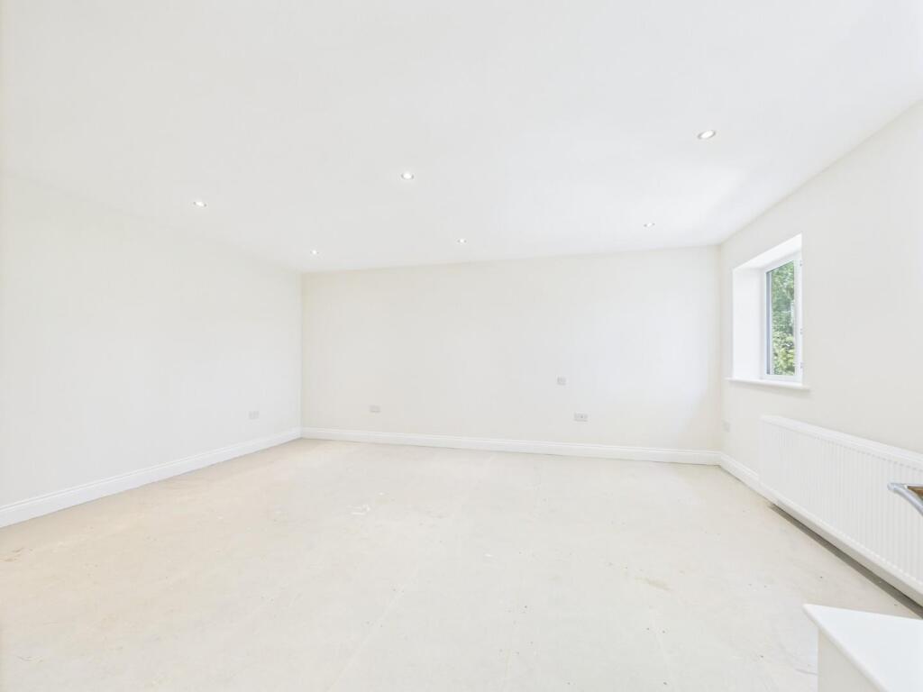 Additional image 17 of Brackendale, Thackley