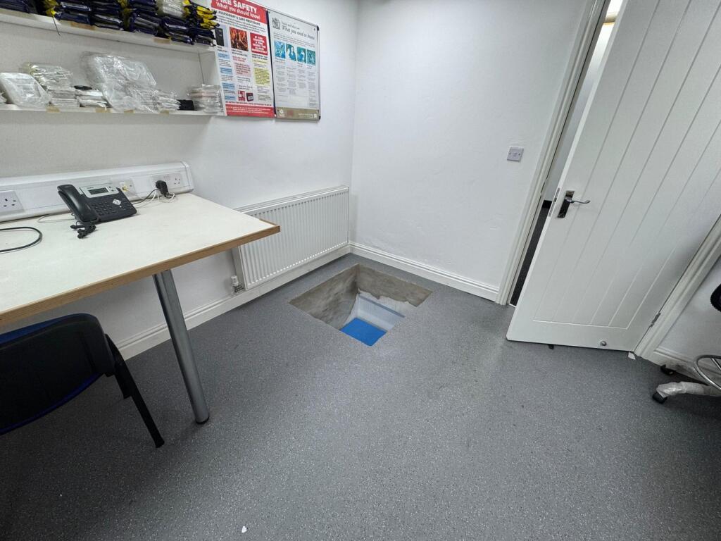 Additional image 11 of Rolfe St - 4,600 SqFt Commercial Property, Smethwick, B66