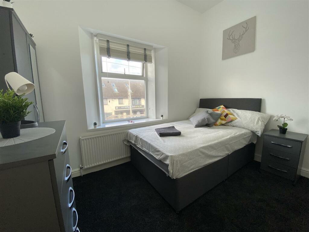 Additional image 4 of Rood End Road, Oldbury, B68