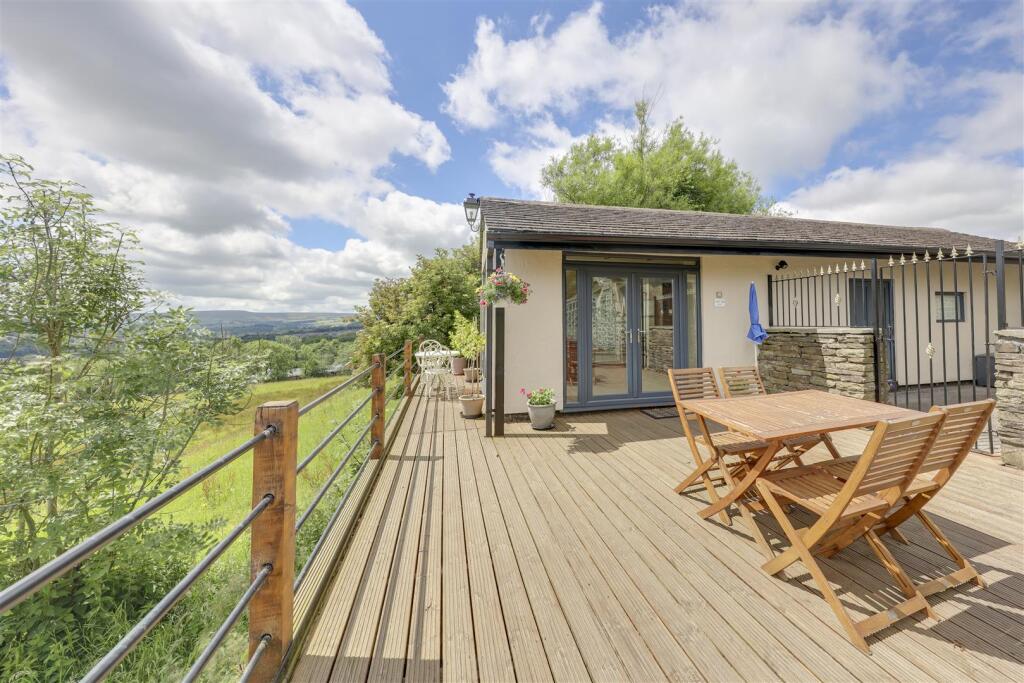 Additional image 51 of Hurst Lane, Rawtenstall, Rossendale, Lancashire - With Annexe & Spa Room