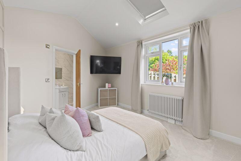 Additional image 24 of Glen Road, Eldwick