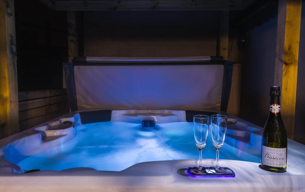 Additional image 95 of Dean Lane, Rossendale