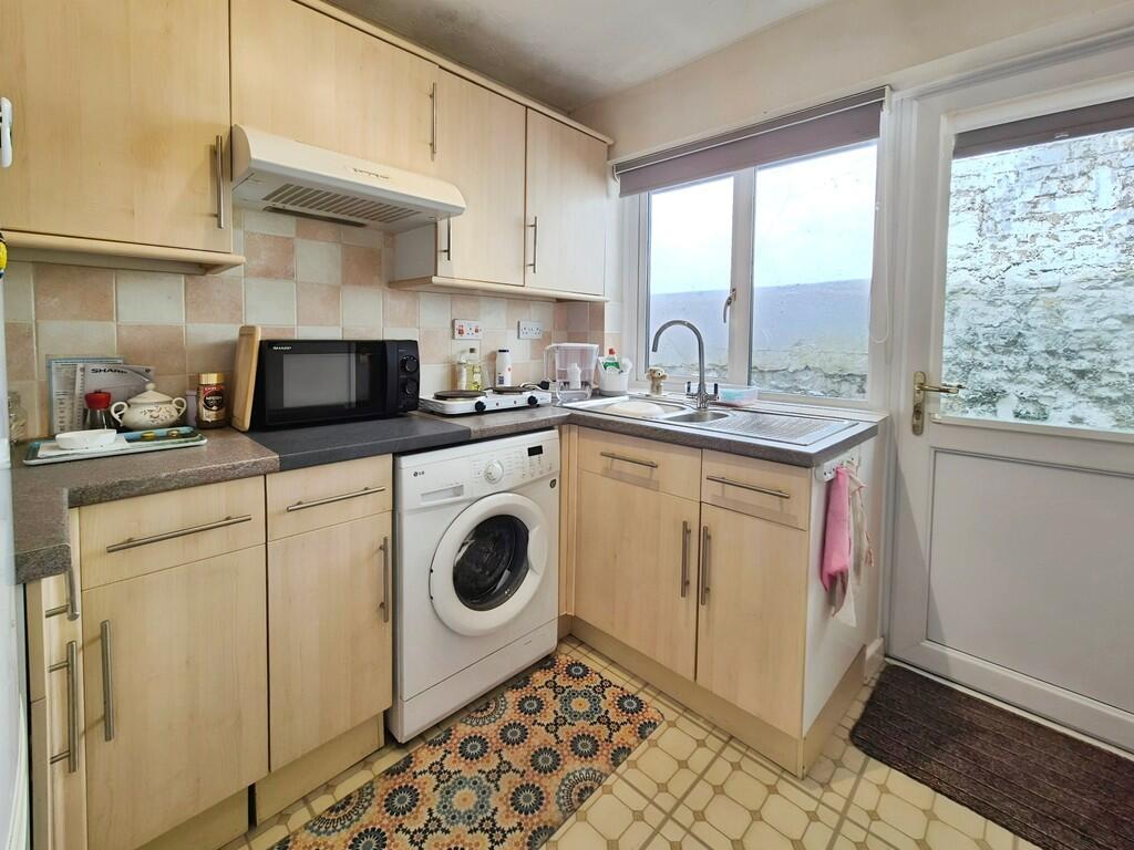 Additional image 2 of Crofton Court, Yeovil