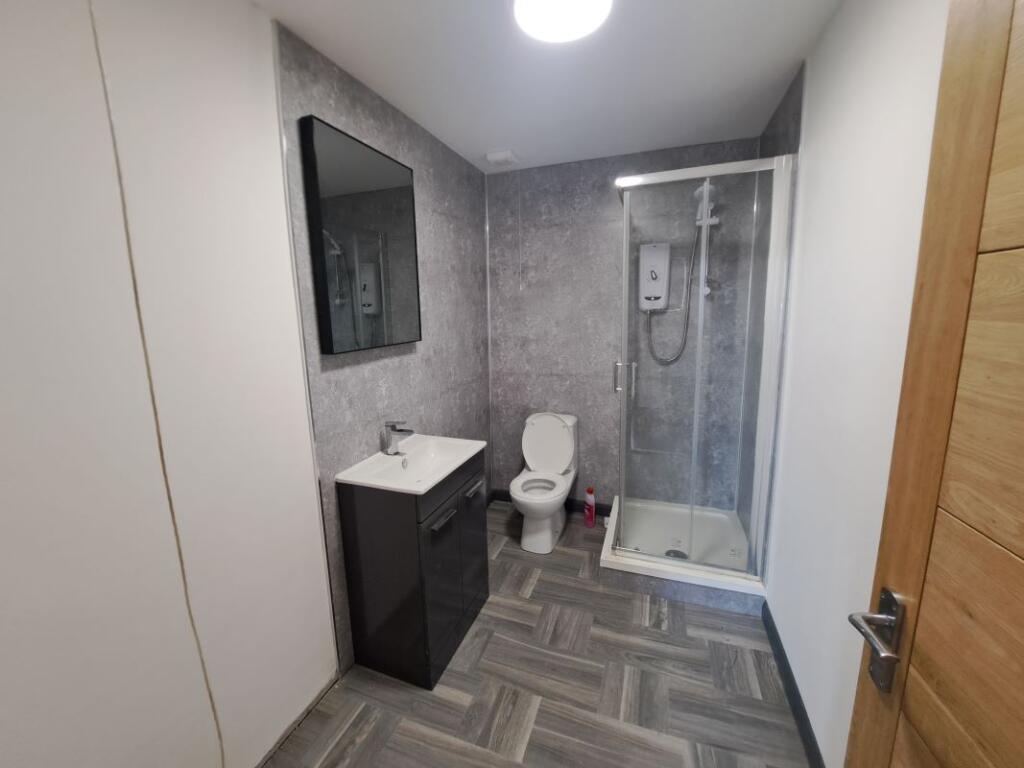 Additional image 33 of 24 Broad Street, Oldbury, West Midlands, B69 4SF