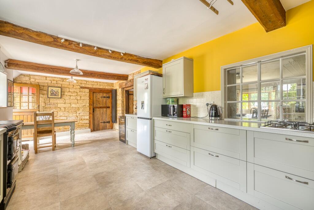 Additional image 13 of 30 Vicarage Street, Tintinhull, Yeovil, Somerset, BA22