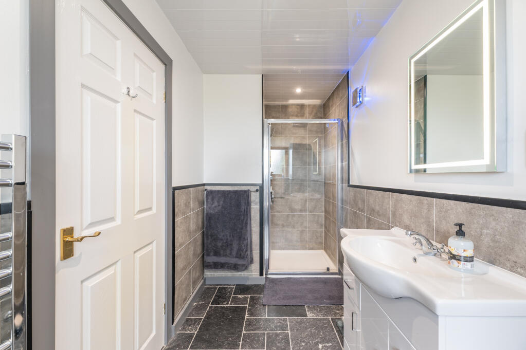 Additional image 27 of Lodge Gate Close, Denholme, West Yorkshire, BD13