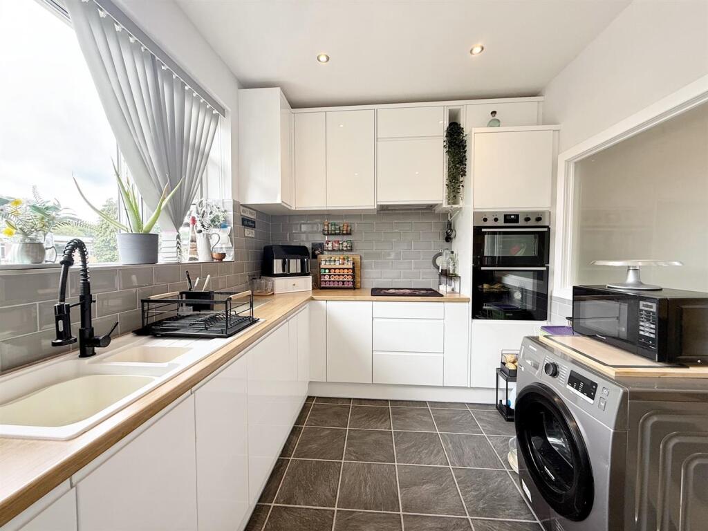 Additional image 7 of St Johns House Seymour Gardens, Four Oaks, Sutton Coldfield