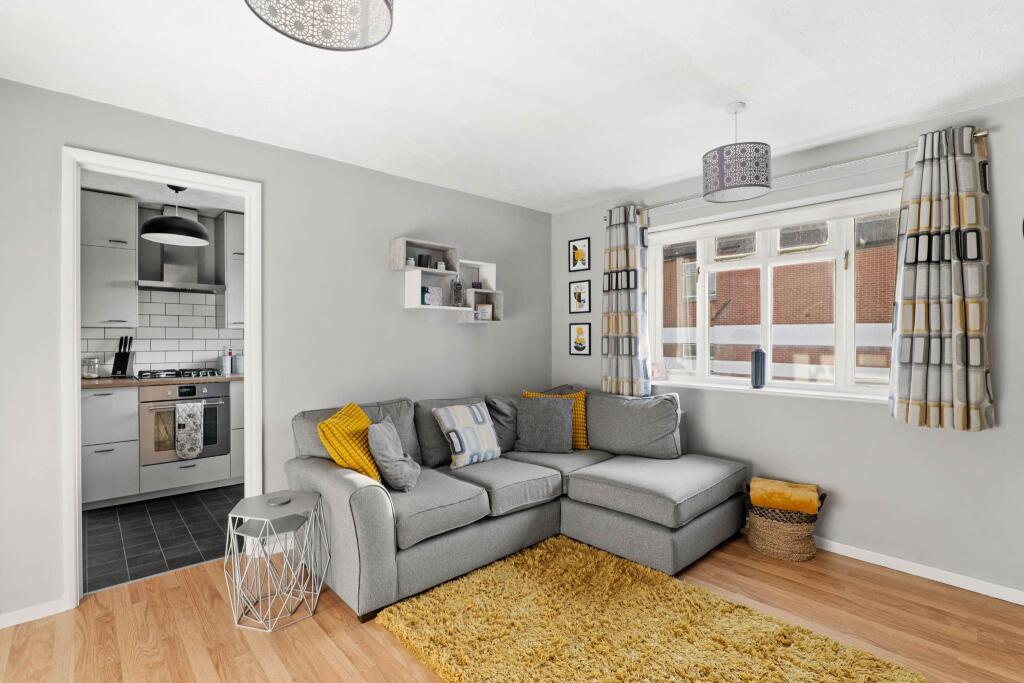 Additional image 3 of Chestnut Court, Gas House Lane, Alcester, B49