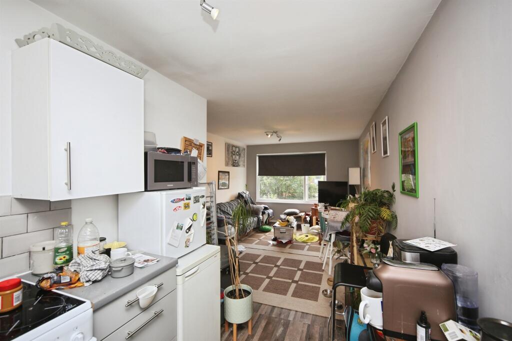 Additional image 5 of Ryton Close, Redditch