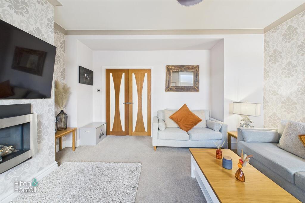 Additional image 3 of Wheatley Lane Road, Fence