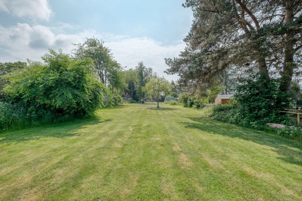 Additional image 26 of Wood Lane, Astwood Bank, B96