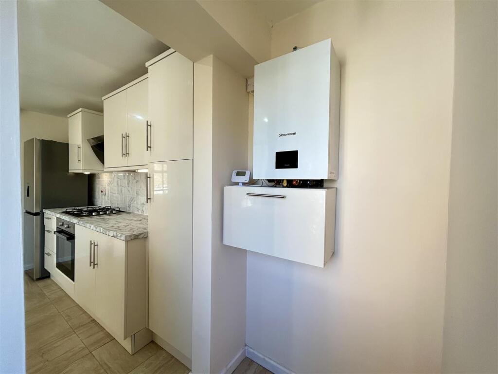 Additional image 10 of Moat Drive, Halesowen