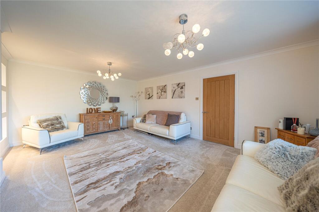 Additional image 20 of Carnoustie, Tamworth, Staffordshire, B77