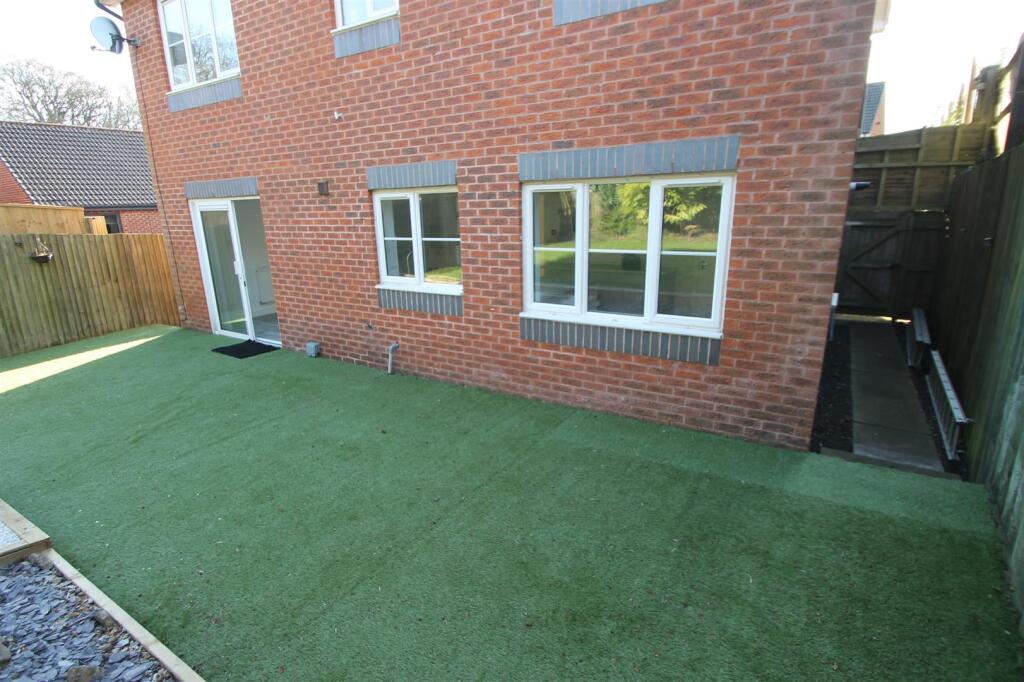 Additional image 28 of Bishops Walk, Haden Hill, Cradley Heath