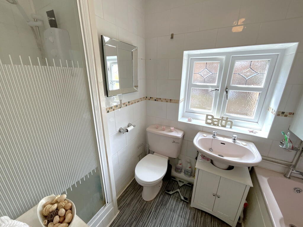 Additional image 9 of CRADLEY HEATH, Briery close