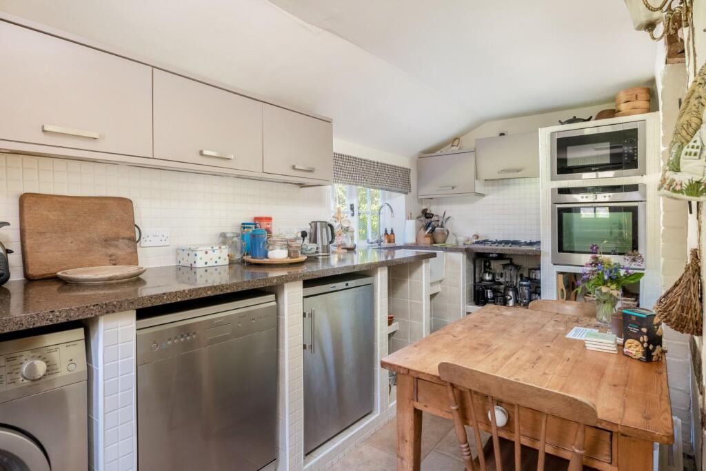 Additional image 35 of 2 The Hamlet, Marlciff, Alcester