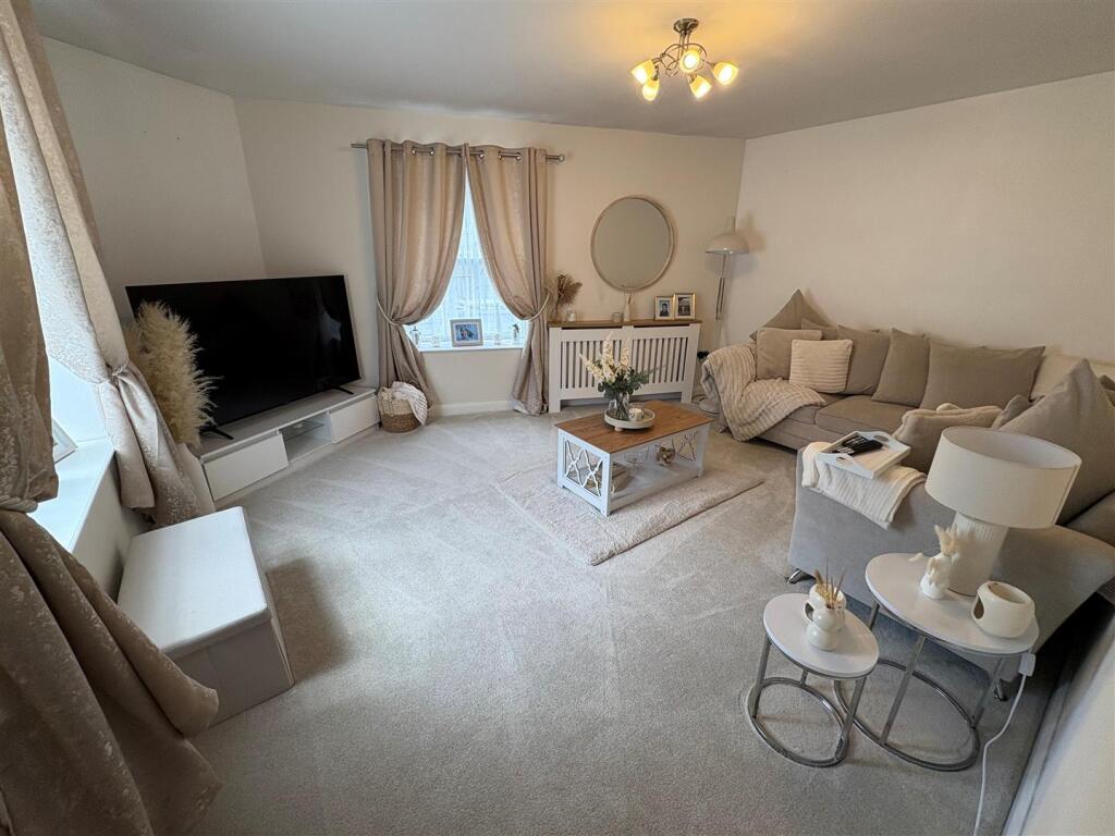 Additional image 2 of Ford Hill, Queensbury