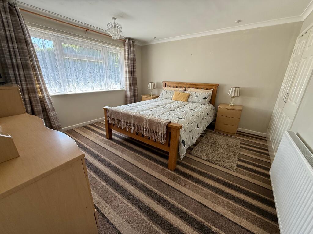 Additional image 8 of Bridle Way, Barwick, Yeovil, Somerset, BA22 9TN