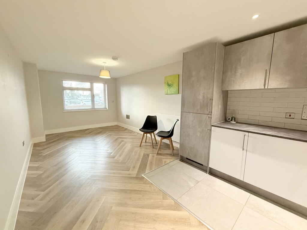 Additional image 4 of Sir Robert Peel Court, Stratford Road, Shirley