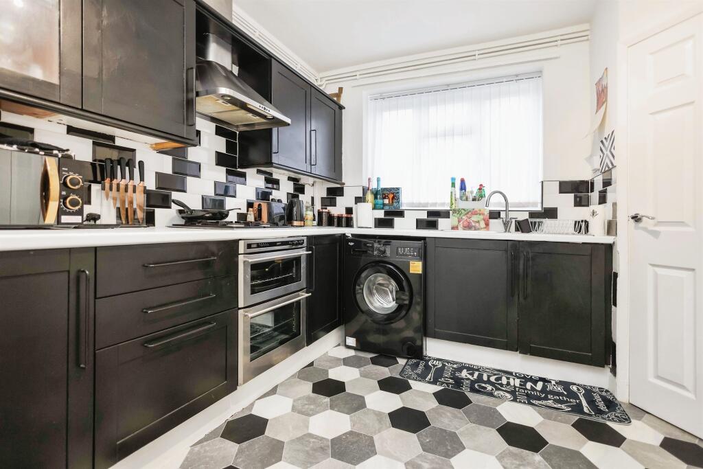 Additional image 11 of Tree Acre Grove, HALESOWEN