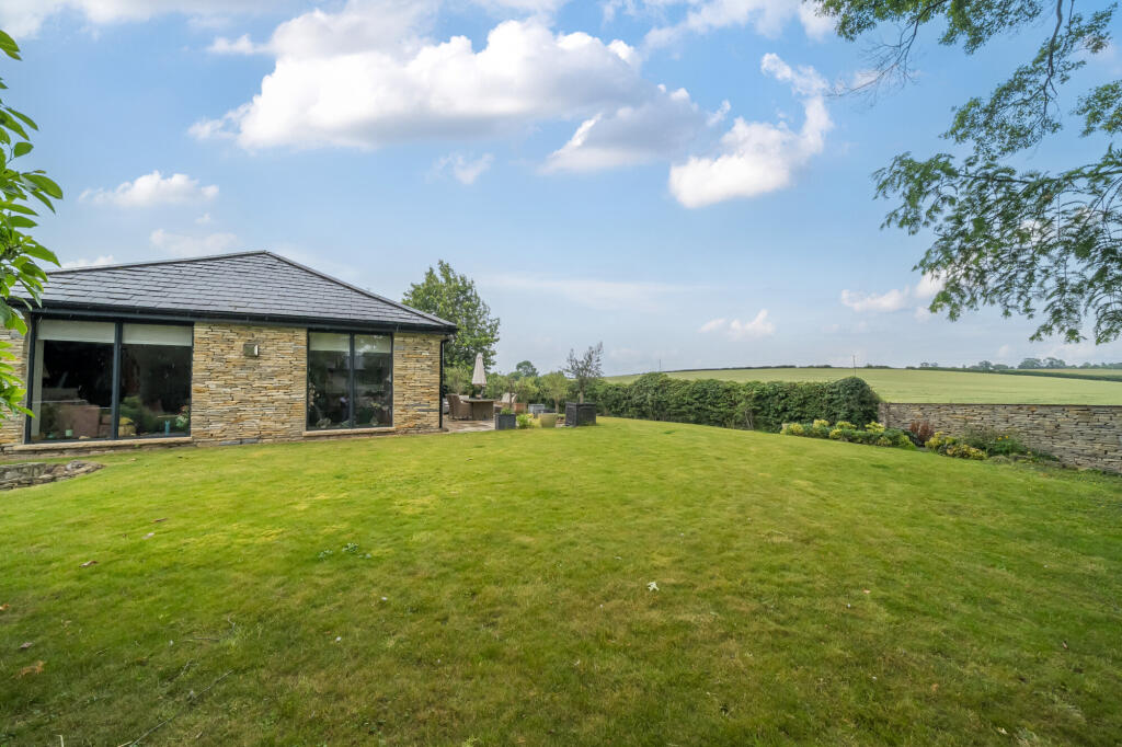 Additional image 2 of Grange Road, Bidford-On-Avon, B50