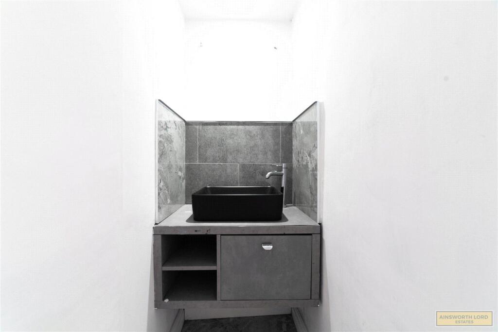 Additional image 7 of ***Blackburn Road, Darwen, Lancashire, BB3