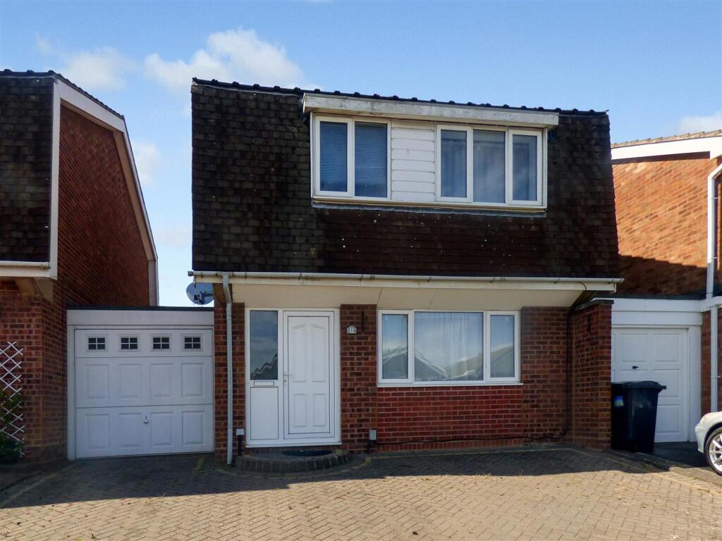 Additional image 5 of Windsor Close, Tamworth