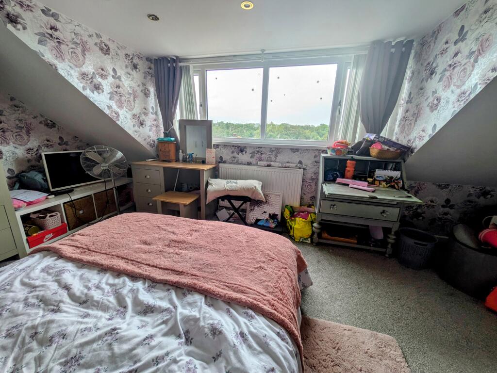 Additional image 16 of Greenside, Bradford, BD12