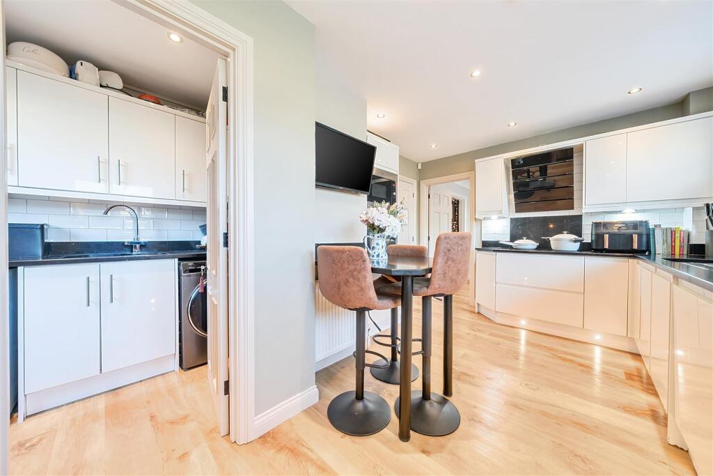 Additional image 9 of Lapworth Oaks, Lapworth