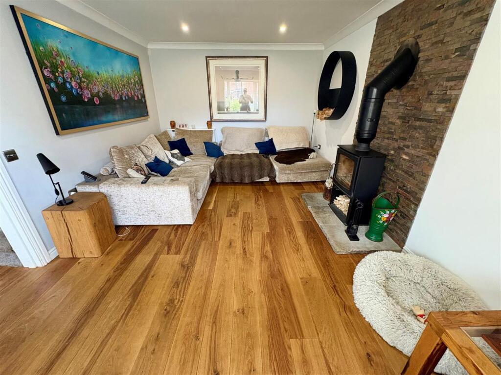 Additional image 27 of Burnleys Mill Road, Gomersal, Cleckheaton