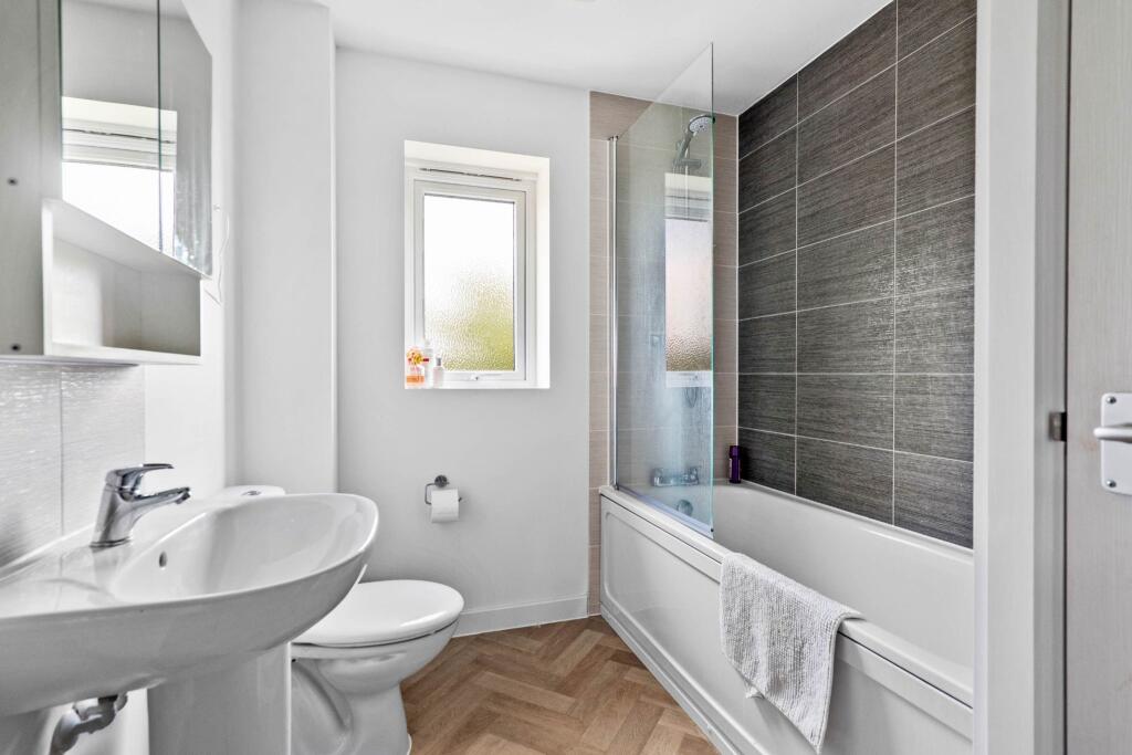 Additional image 10 of Stuart Place, Alcester Park, Alcester, B49