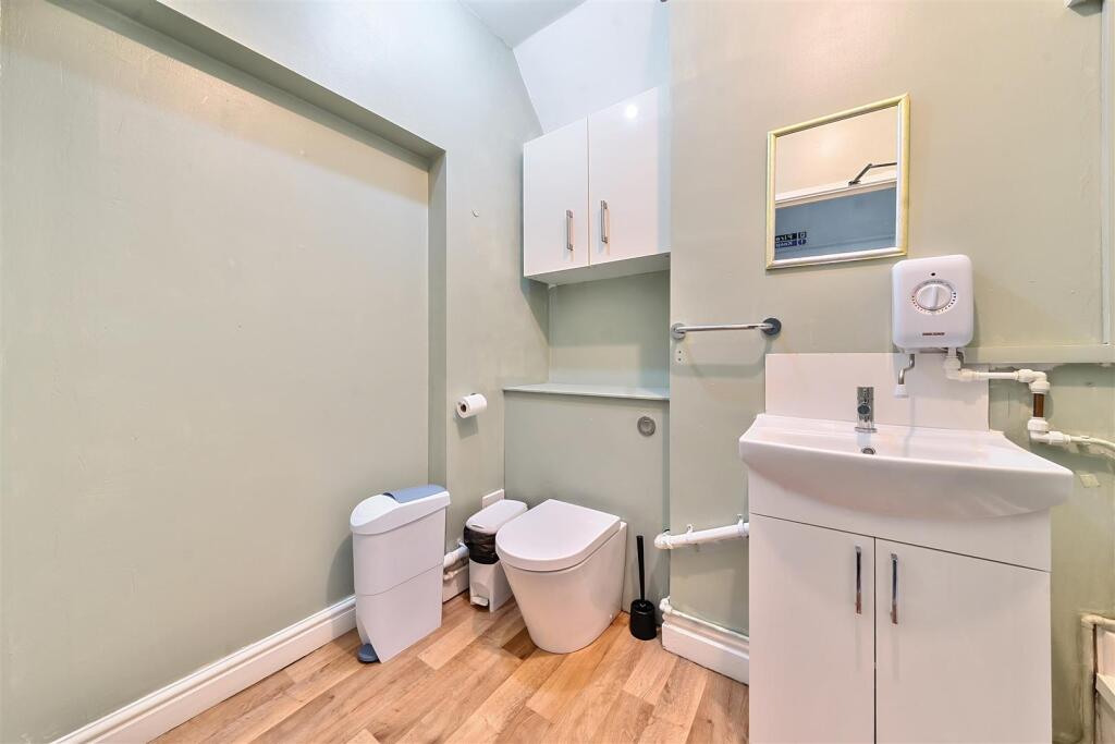 Additional image 9 of High Street, Knowle