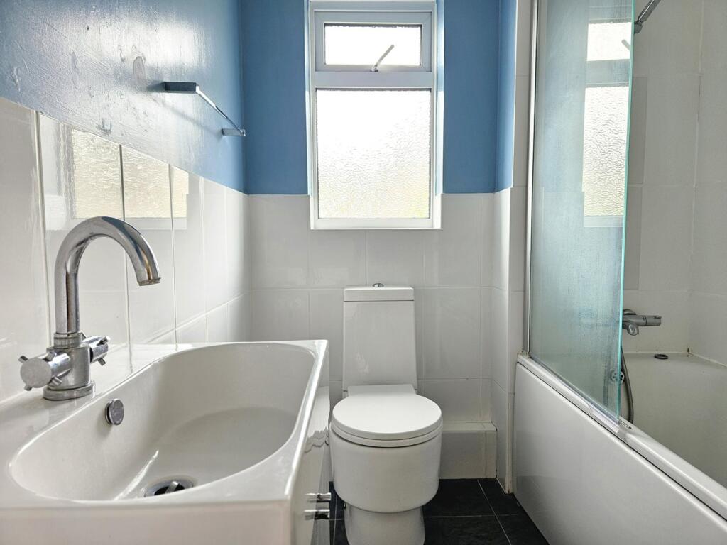 Additional image 8 of Bushy Coombe Gardens, Glastonbury, BA6