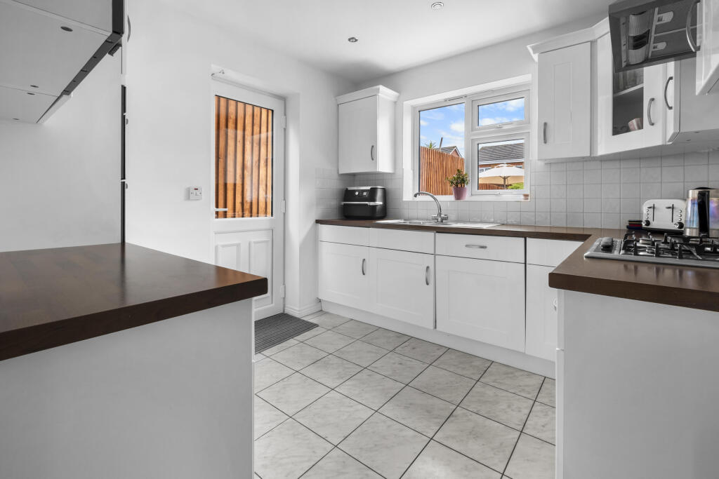 Additional image 7 of Valencia Road, Bromsgrove, Worcestershire