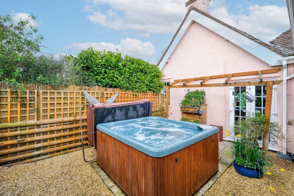 Additional image 17 of Bromsgrove Road, Hunnington, B62