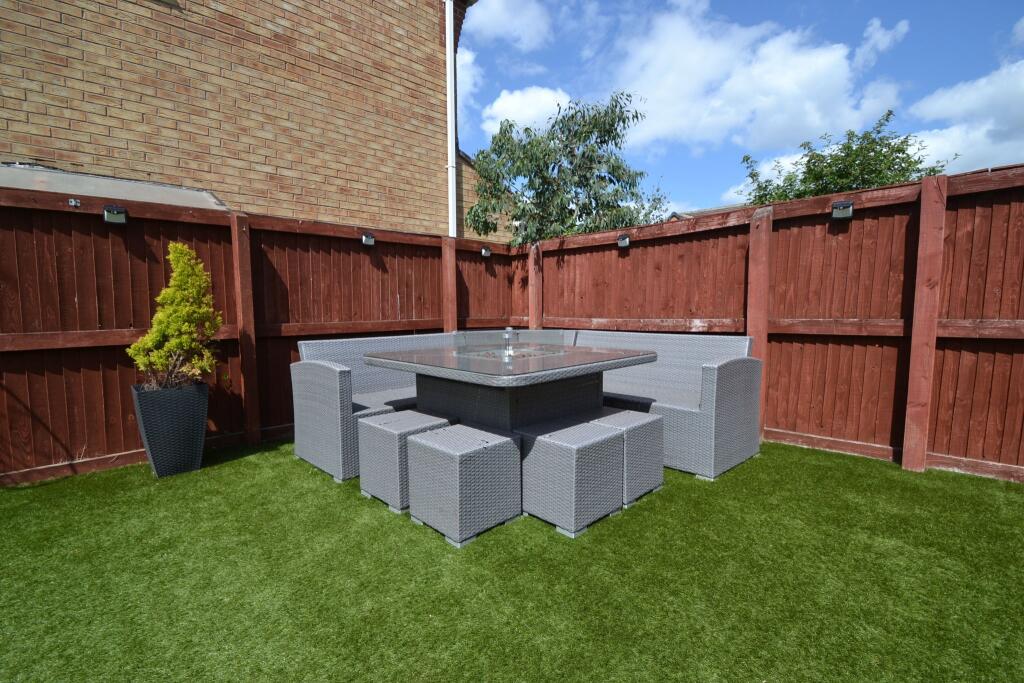 Additional image 30 of Javelin Close, Idle,