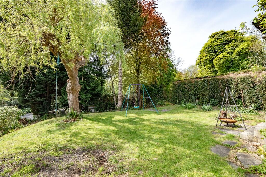 Additional image 10 of Station Road, Esholt, Shipley