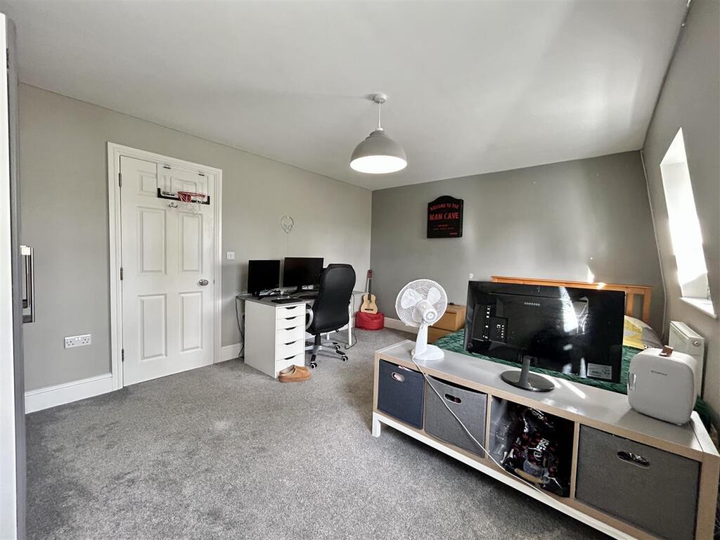 Additional image 20 of Corngreaves Road, Cradley Heath