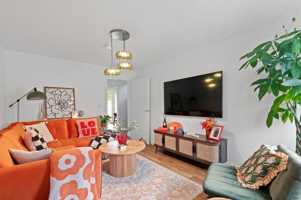 Additional image 2 of Whistle Avenue, Cullingworth, Bradford, West Yorkshire, BD13