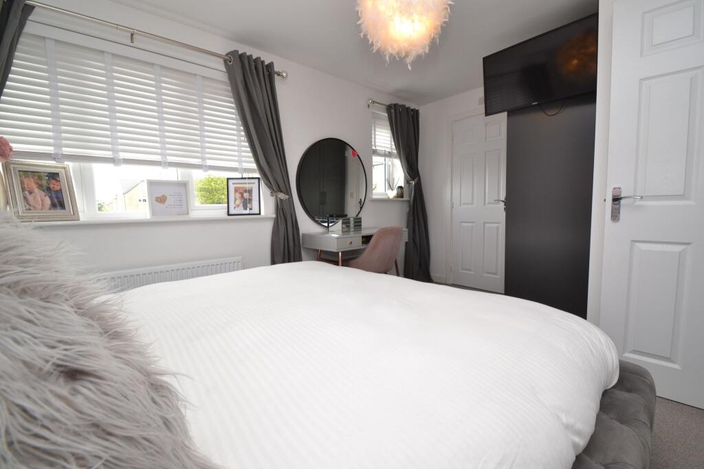 Additional image 11 of Cote Road, Thackley,