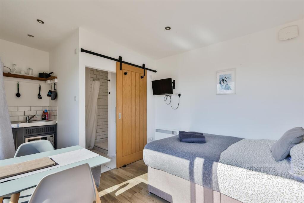 Additional image 68 of Dean Lane, Rossendale