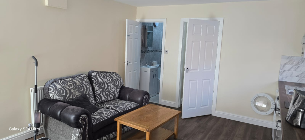 Additional image 4 of New Leasow, Sutton Coldfield, West Midlands, B76