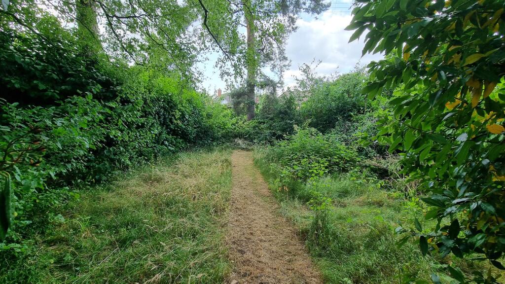 Additional image 12 of Meadow Road, Wythall