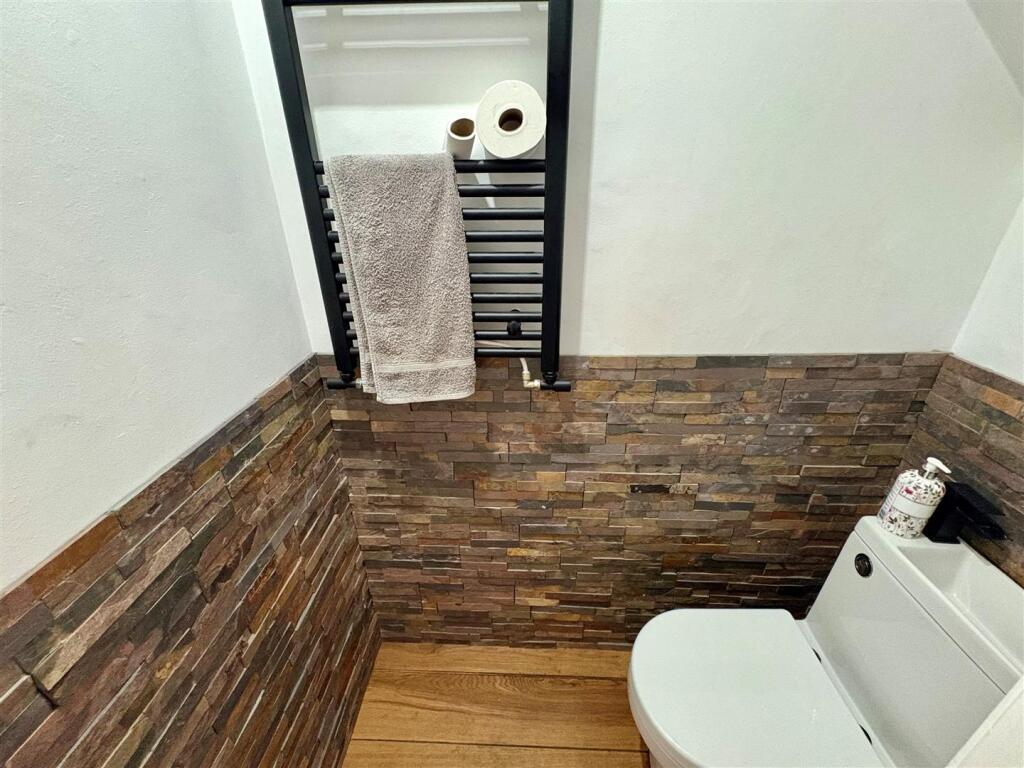 Additional image 9 of Burnleys Mill Road, Gomersal, Cleckheaton