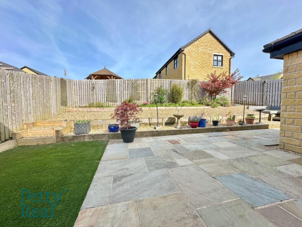 Additional image 27 of Towler Drive, Colne